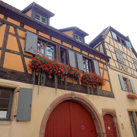 Gite Traditionnel Au Centre Historique D'Eguisheim Esterno foto